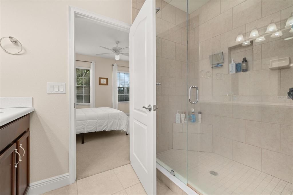 For Sale: $399,000 (3 beds, 2 baths, 1727 Square Feet)