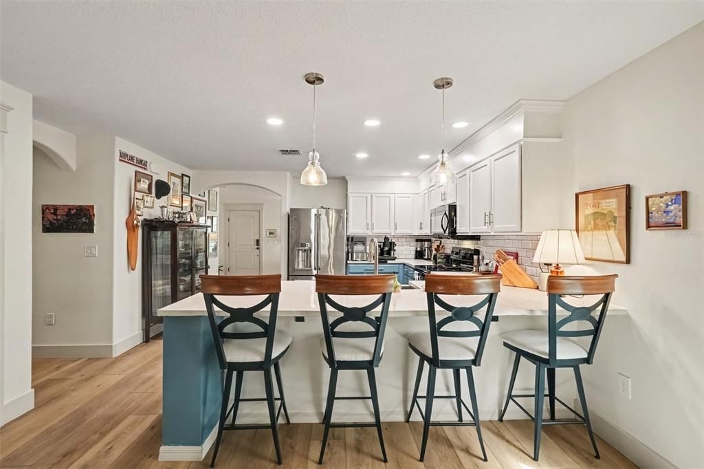 For Sale: $350,000 (4 beds, 2 baths, 1842 Square Feet)