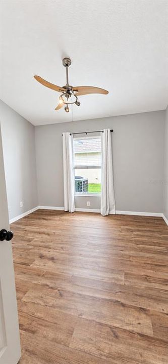 For Rent: $2,600 (3 beds, 2 baths, 1906 Square Feet)