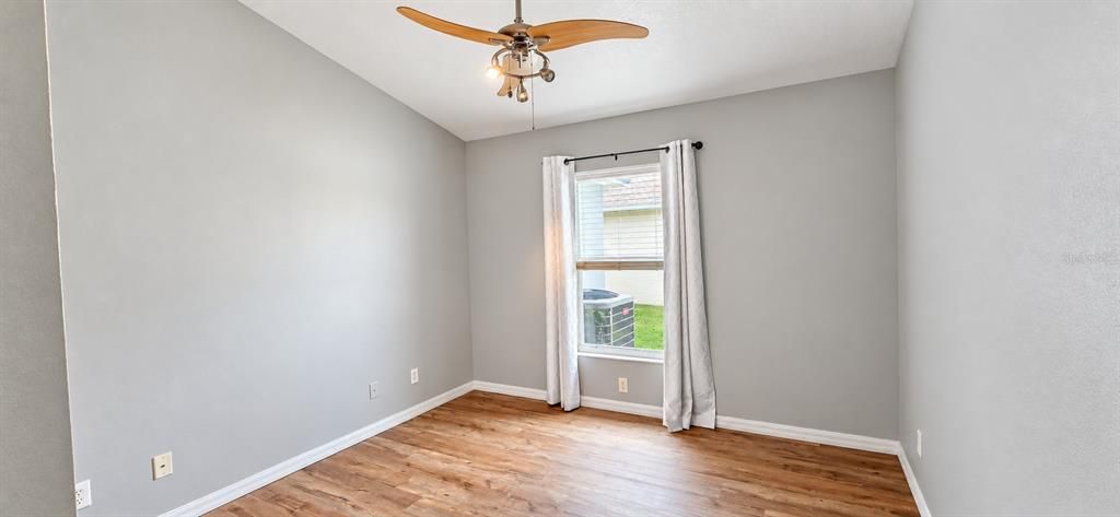 For Rent: $2,600 (3 beds, 2 baths, 1906 Square Feet)