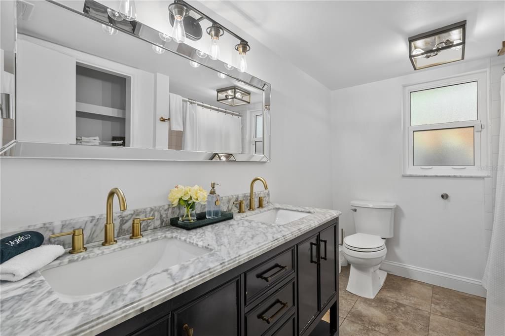 For Sale: $809,000 (4 beds, 3 baths, 2410 Square Feet)