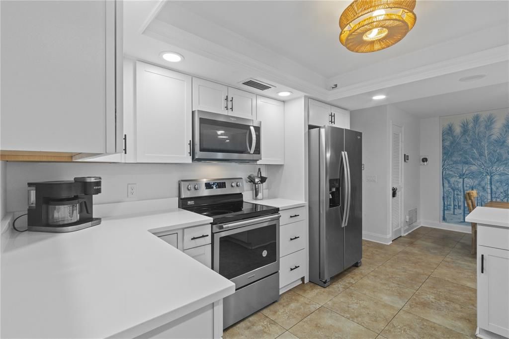 For Sale: $809,000 (4 beds, 3 baths, 2410 Square Feet)