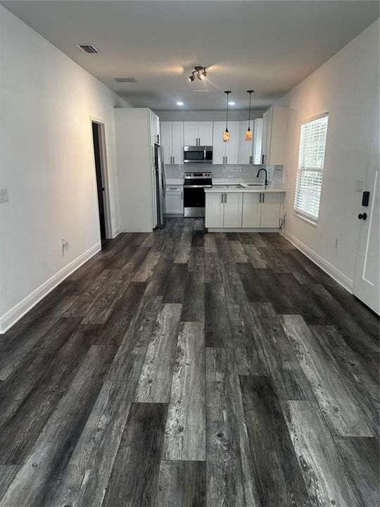 En Venta: $415,000 (3 camas, 2 baños, 1232 Pies cuadrados)