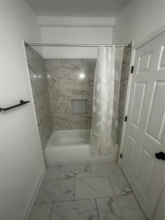 En Venta: $415,000 (3 camas, 2 baños, 1232 Pies cuadrados)