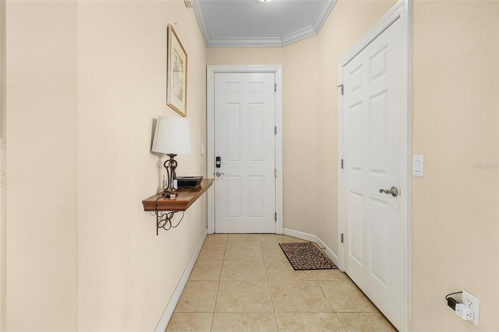 For Rent: $2,000 (3 beds, 2 baths, 1729 Square Feet)