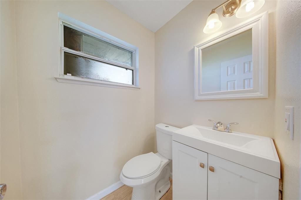 For Sale: $325,000 (4 beds, 2 baths, 2158 Square Feet)