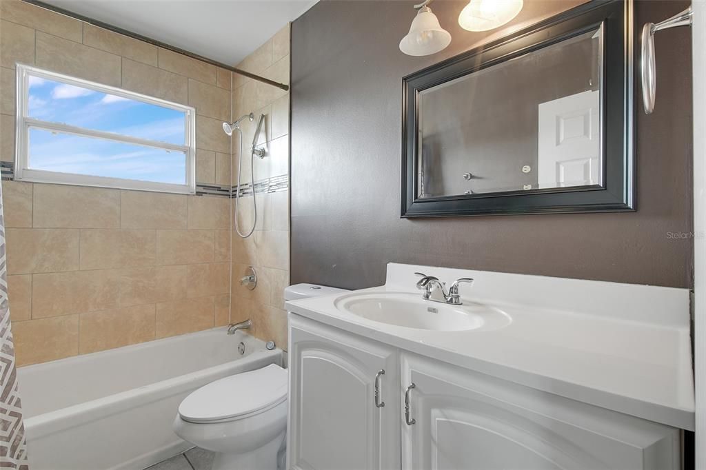For Sale: $325,000 (4 beds, 2 baths, 2158 Square Feet)