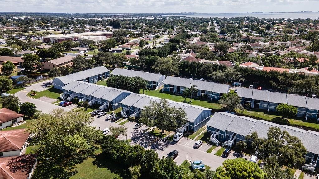 En Venta: $157,629 (2 camas, 2 baños, 936 Pies cuadrados)