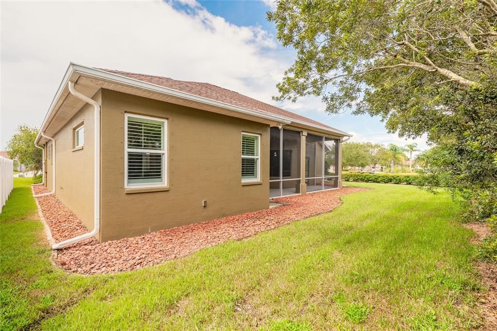 Active With Contract: $599,888 (3 beds, 2 baths, 2744 Square Feet)