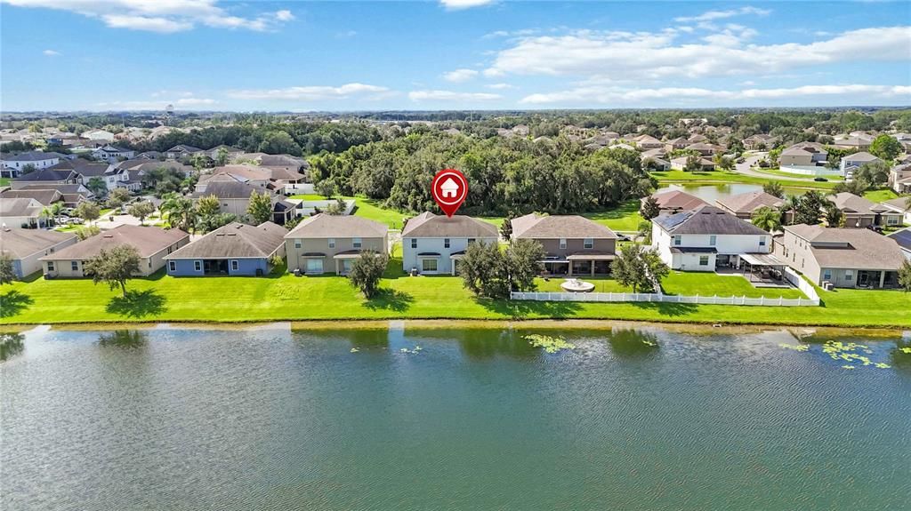 Activo con contrato: $650,000 (5 camas, 3 baños, 3774 Pies cuadrados)