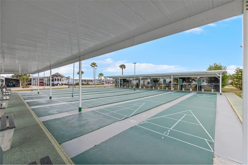 For Sale: $159,900 (2 beds, 2 baths, 756 Square Feet)