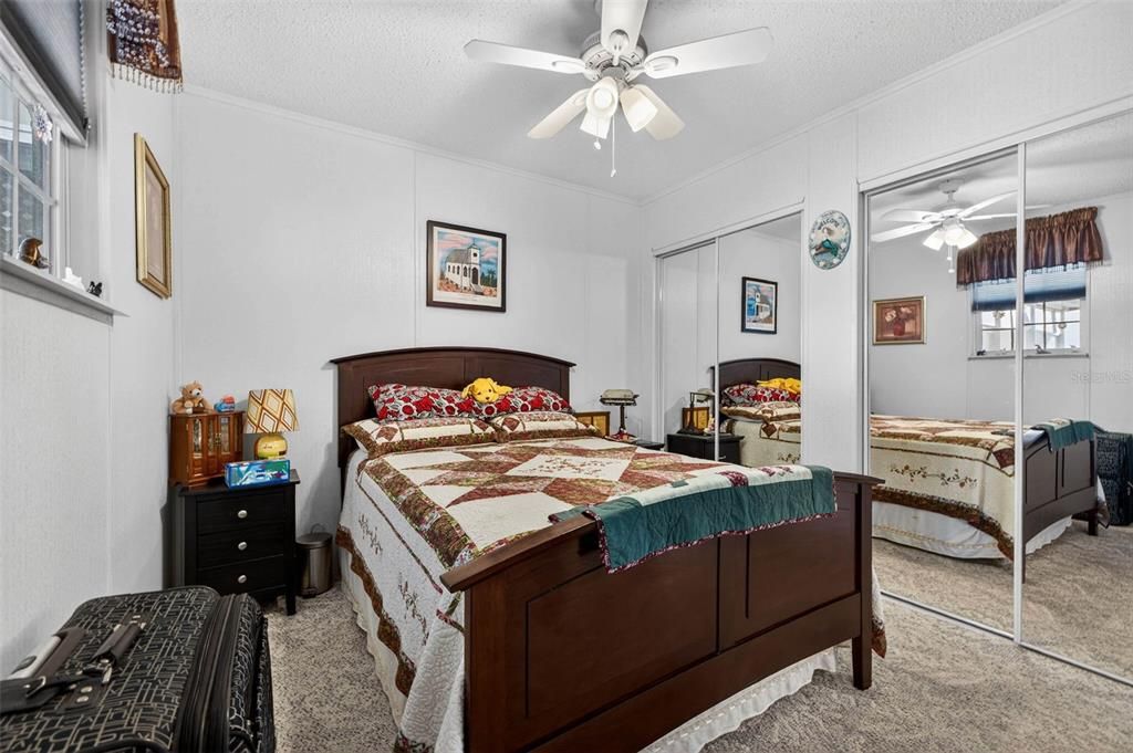 For Sale: $159,900 (2 beds, 2 baths, 756 Square Feet)