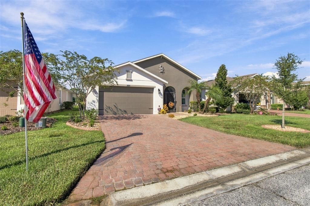 En Venta: $364,000 (2 camas, 2 baños, 1975 Pies cuadrados)