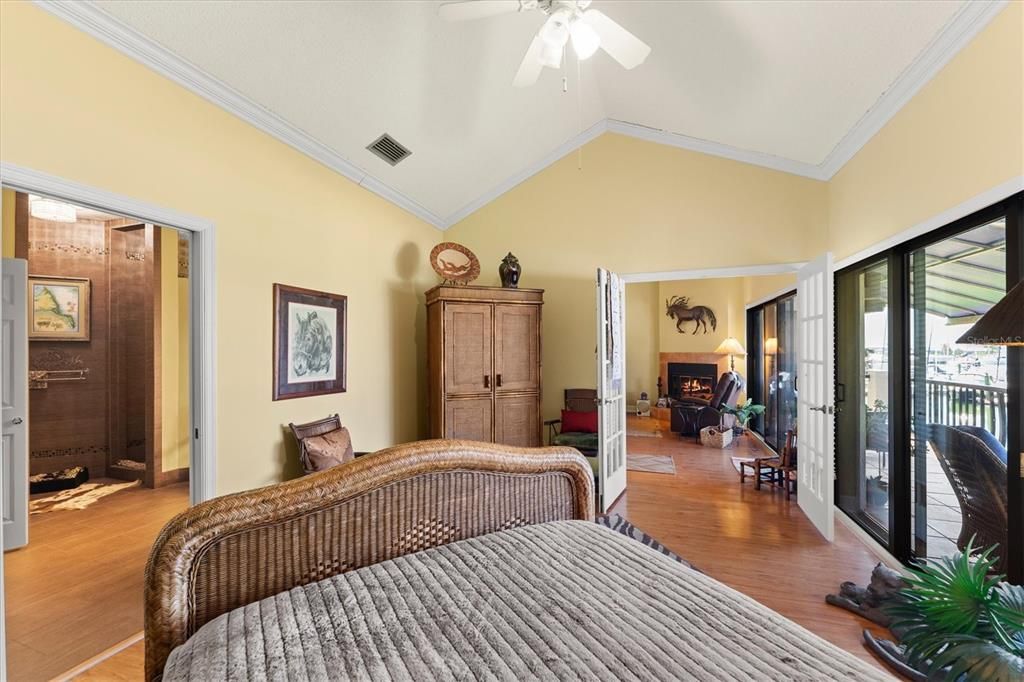 For Sale: $685,000 (2 beds, 2 baths, 1480 Square Feet)