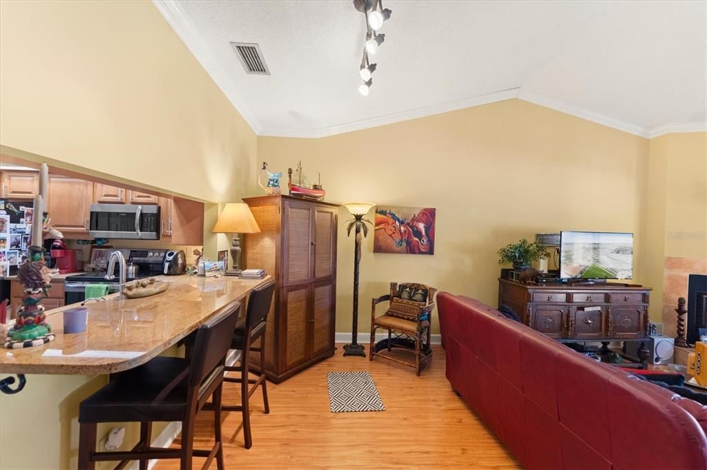 For Sale: $685,000 (2 beds, 2 baths, 1480 Square Feet)