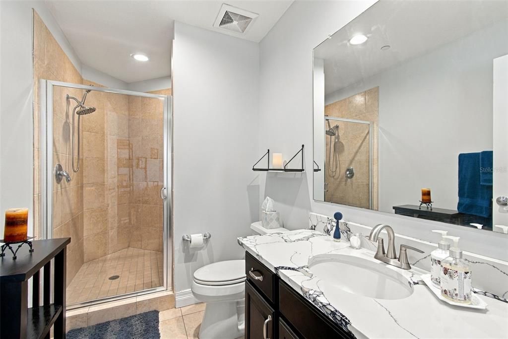 For Sale: $650,000 (2 beds, 2 baths, 1338 Square Feet)