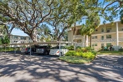 For Sale: $145,000 (2 beds, 1 baths, 935 Square Feet)