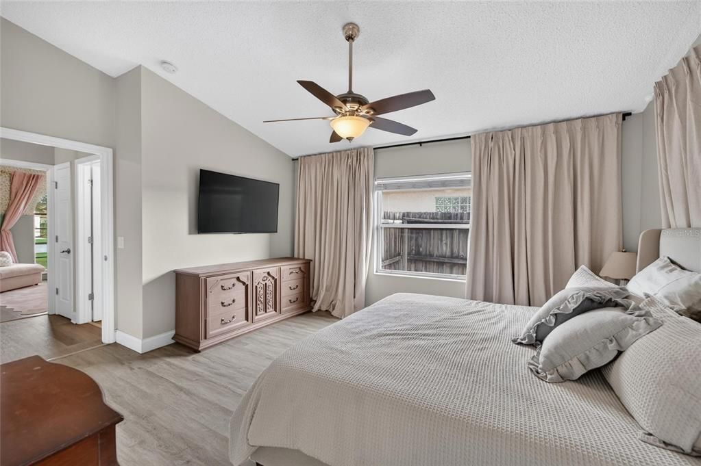 En Venta: $335,000 (3 camas, 2 baños, 1444 Pies cuadrados)