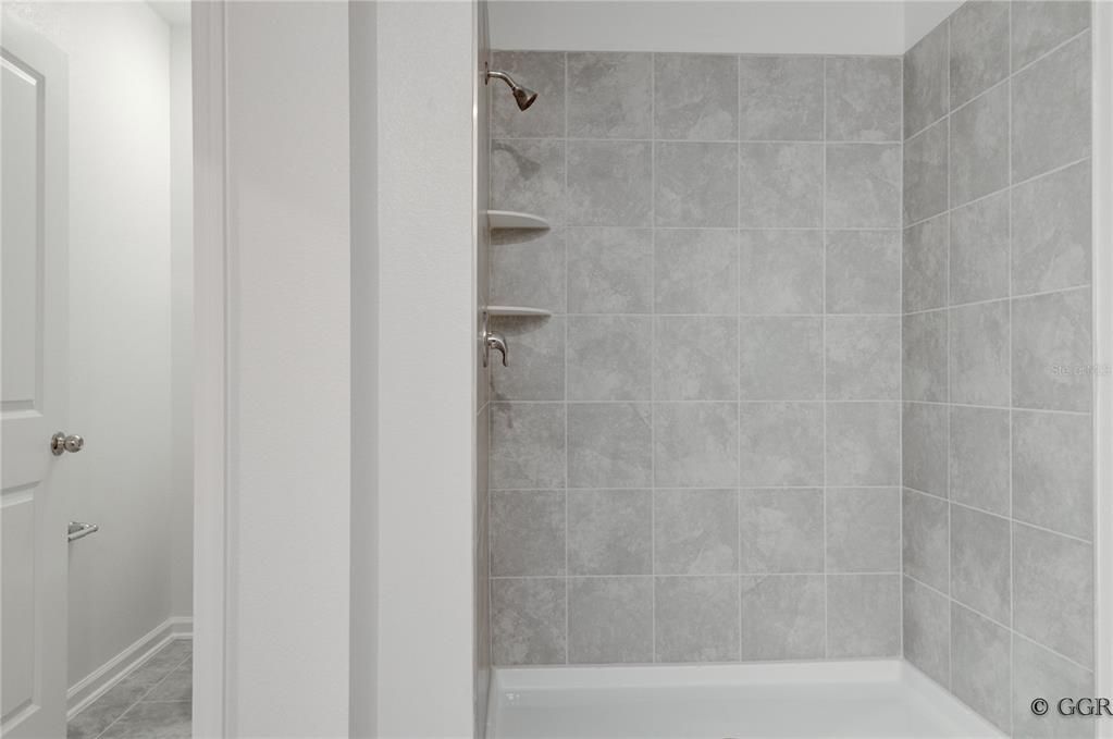 En Renta: $2,500 (4 camas, 2 baños, 1922 Pies cuadrados)