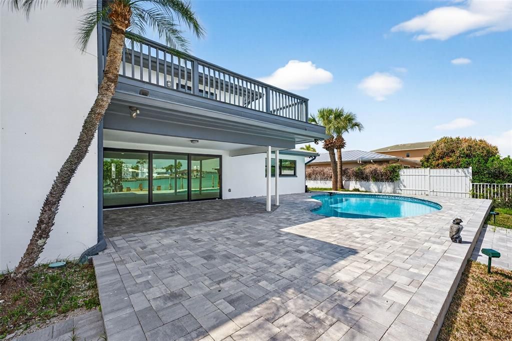 En Venta: $1,995,000 (4 camas, 3 baños, 2790 Pies cuadrados)