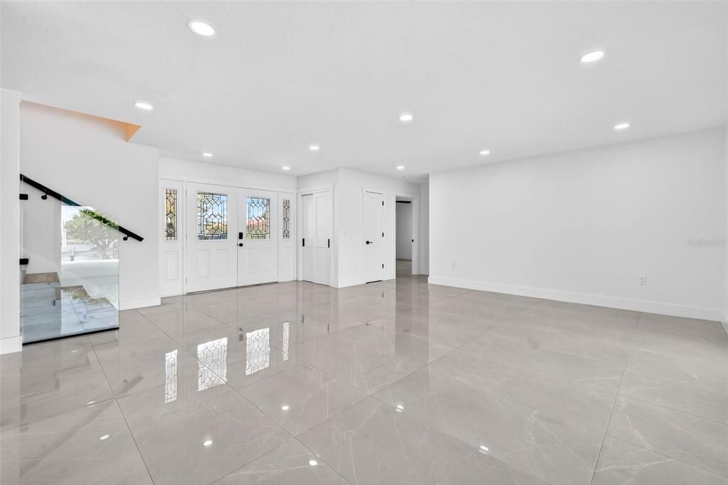 En Venta: $1,995,000 (4 camas, 3 baños, 2790 Pies cuadrados)