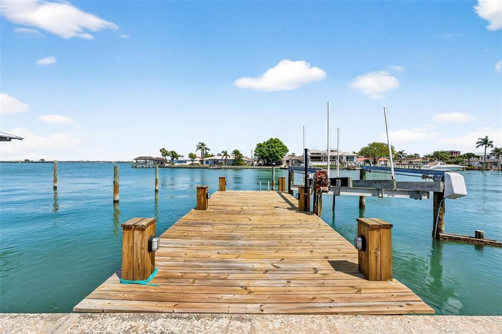 En Venta: $1,995,000 (4 camas, 3 baños, 2790 Pies cuadrados)