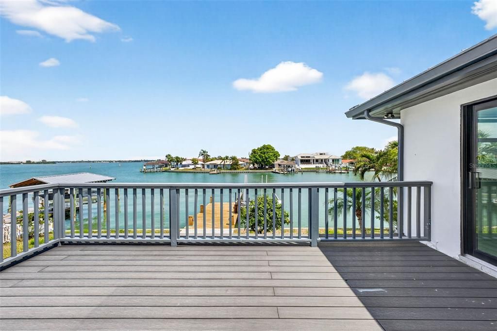 En Venta: $1,995,000 (4 camas, 3 baños, 2790 Pies cuadrados)