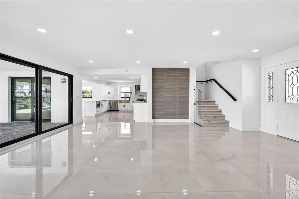 En Venta: $1,995,000 (4 camas, 3 baños, 2790 Pies cuadrados)