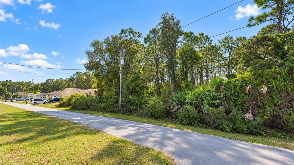 На продажу: $59,995 (0.23 acres)