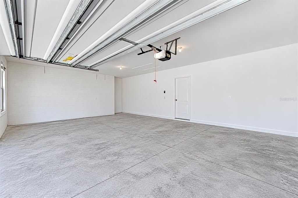 На продажу: $349,999 (3 спален, 2 ванн, 1713 Квадратных фут)