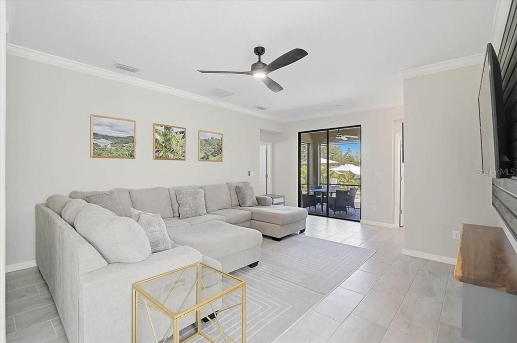 En Venta: $615,000 (3 camas, 2 baños, 1659 Pies cuadrados)