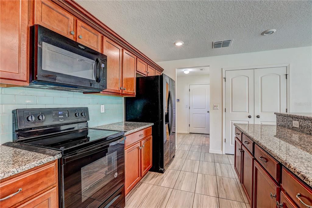 For Sale: $449,000 (3 beds, 2 baths, 2631 Square Feet)