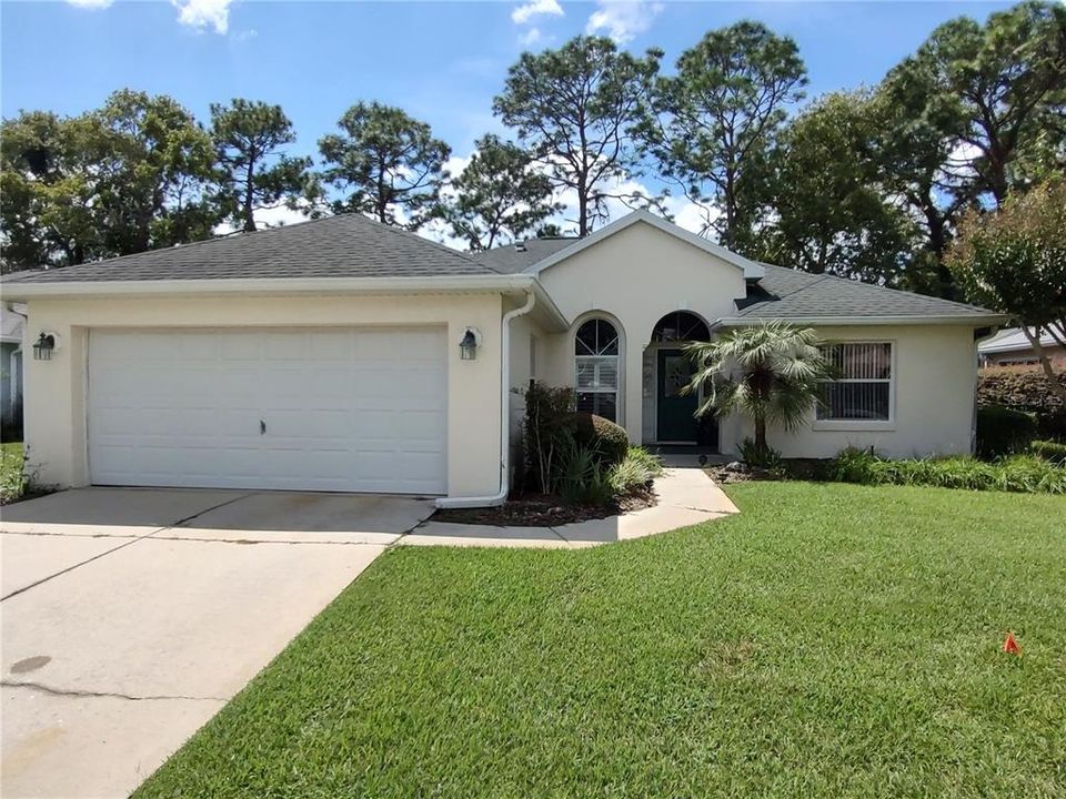For Sale: $269,900 (2 beds, 2 baths, 1594 Square Feet)