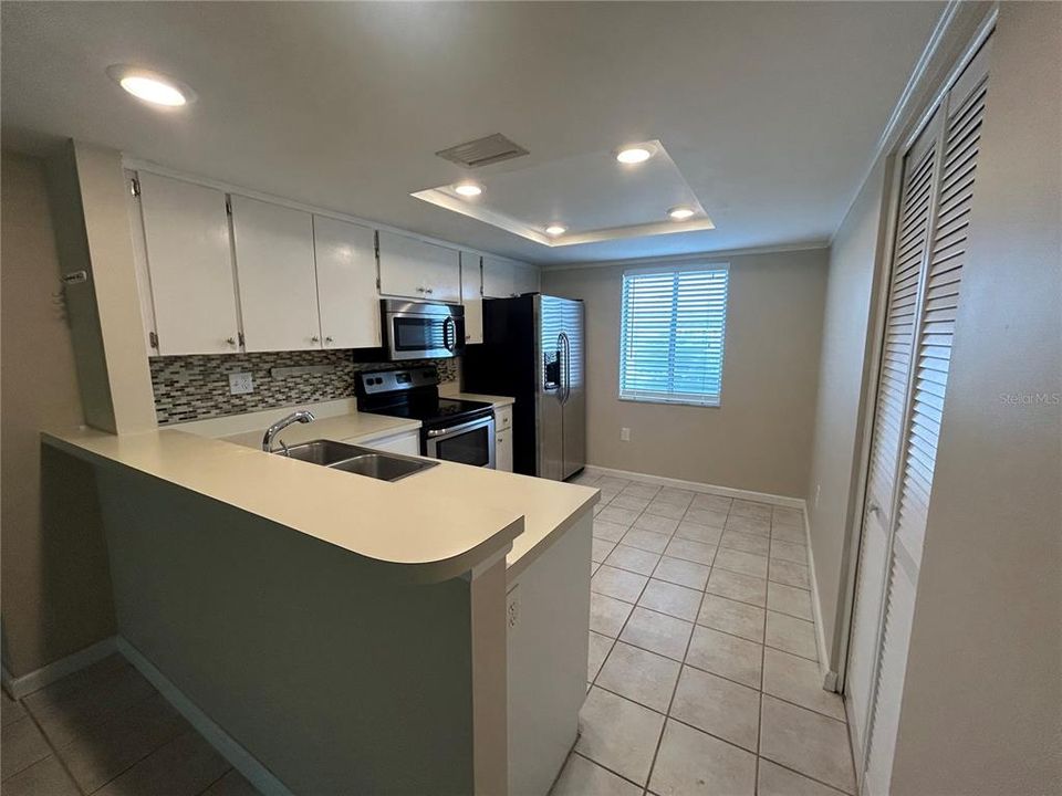 For Rent: $1,600 (2 beds, 2 baths, 1054 Square Feet)