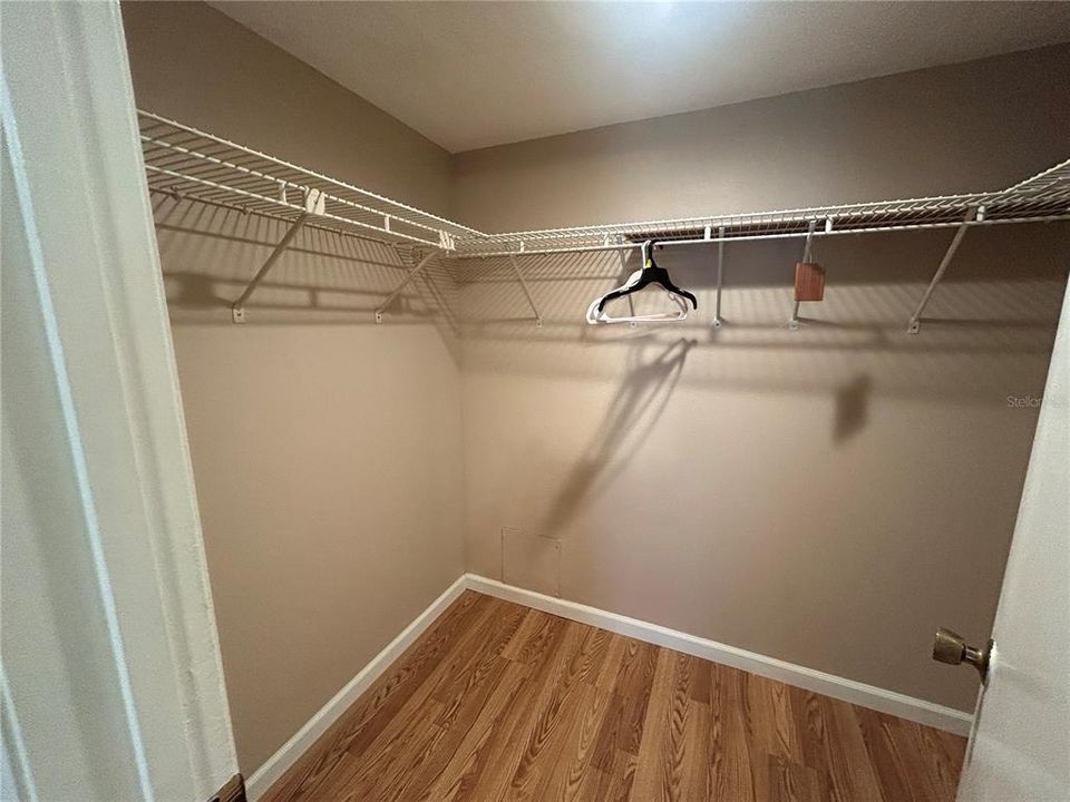 For Rent: $1,600 (2 beds, 2 baths, 1054 Square Feet)