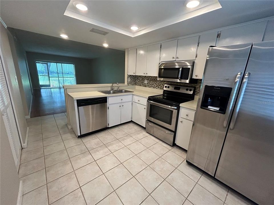 For Rent: $1,600 (2 beds, 2 baths, 1054 Square Feet)