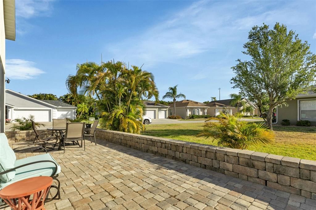 En Venta: $295,000 (2 camas, 2 baños, 1269 Pies cuadrados)