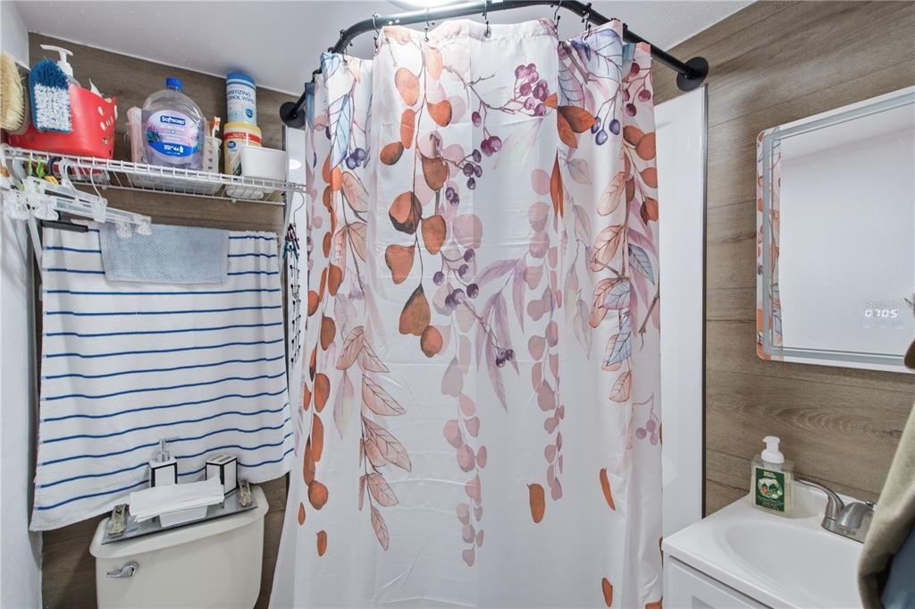 На продажу: $429,900 (3 спален, 2 ванн, 1236 Квадратных фут)