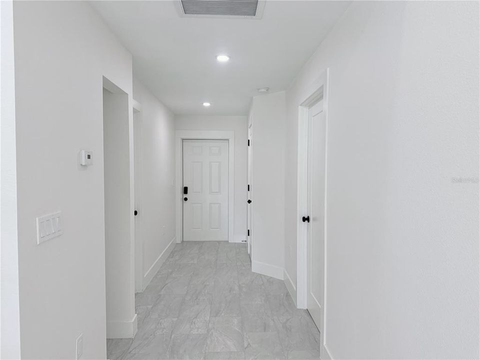En Venta: $469,000 (0 camas, 0 baños, 2443 Pies cuadrados)