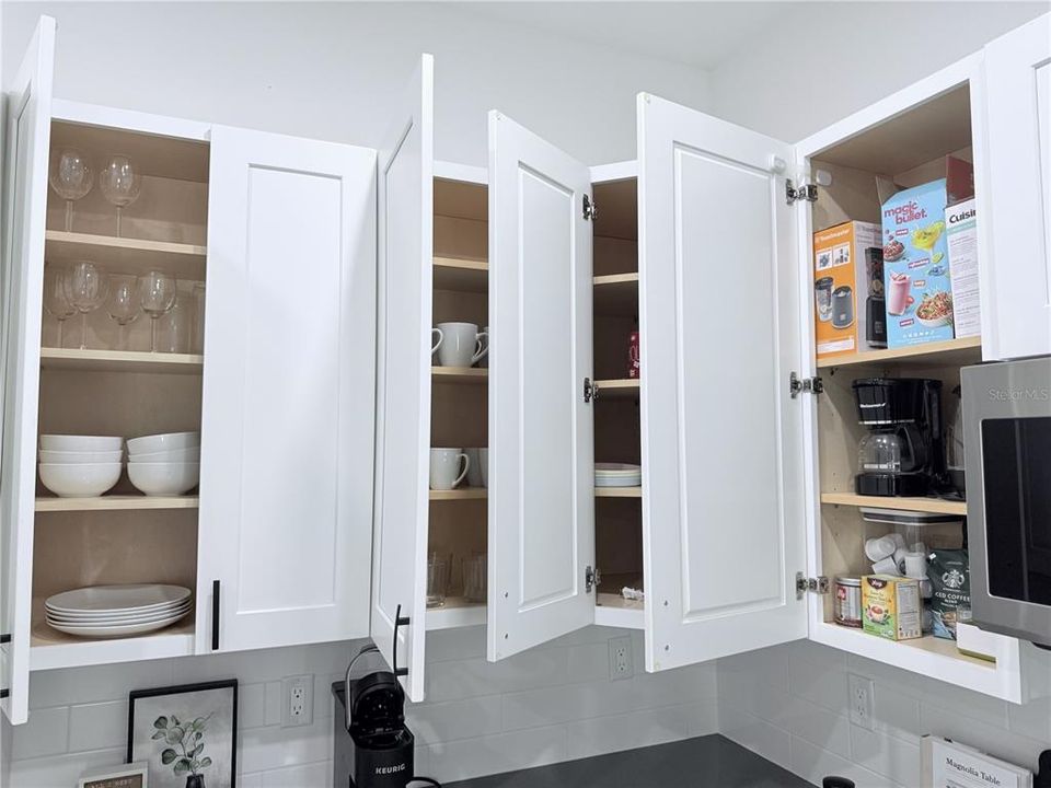 En Venta: $469,000 (0 camas, 0 baños, 2443 Pies cuadrados)