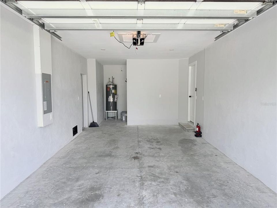 En Venta: $469,000 (0 camas, 0 baños, 2443 Pies cuadrados)