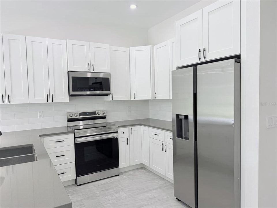 En Venta: $469,000 (0 camas, 0 baños, 2443 Pies cuadrados)