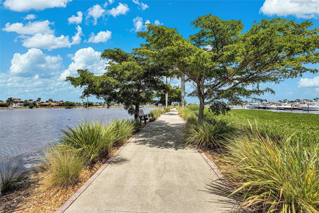 For Sale: $439,000 (2 beds, 2 baths, 1847 Square Feet)