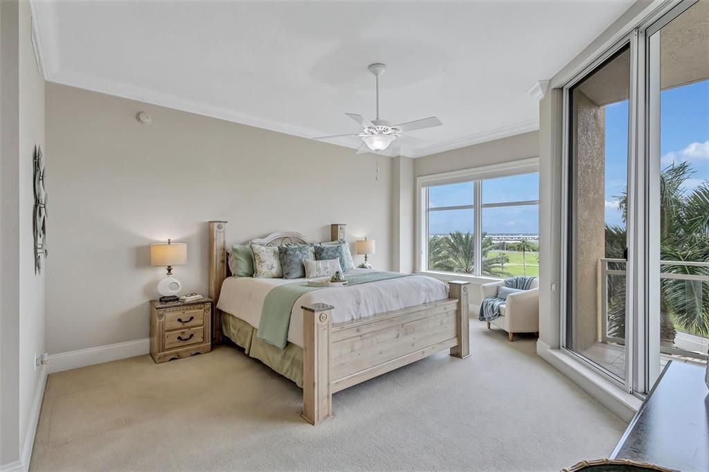 For Sale: $439,000 (2 beds, 2 baths, 1847 Square Feet)