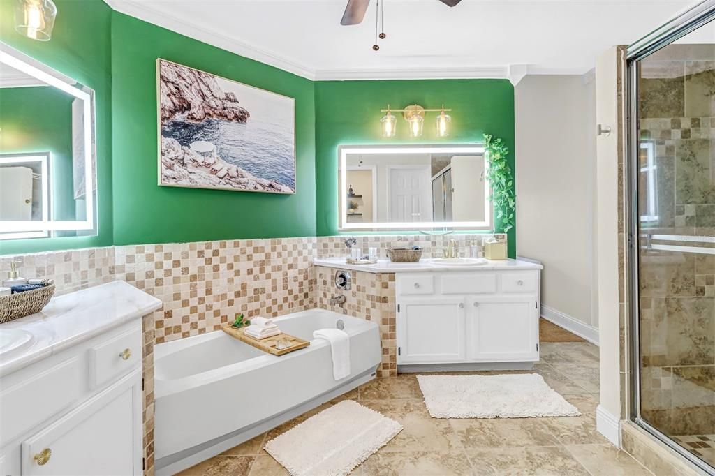 For Sale: $439,000 (2 beds, 2 baths, 1441 Square Feet)