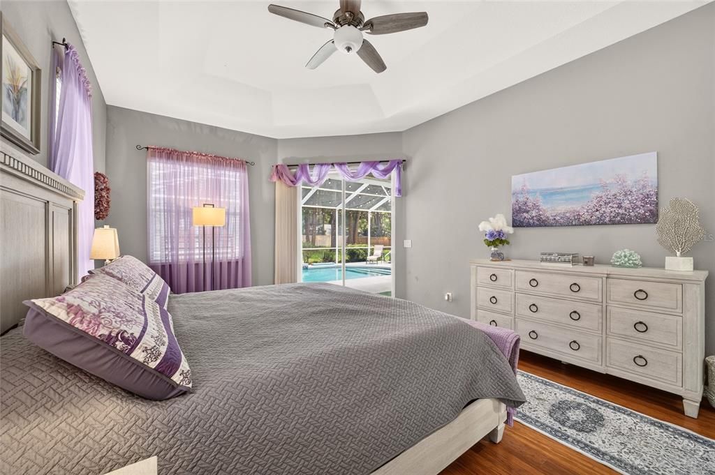 Activo con contrato: $439,900 (3 camas, 2 baños, 2030 Pies cuadrados)