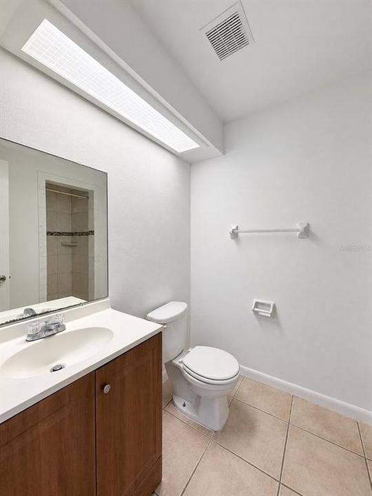 В аренду: $1,550 (2 спален, 2 ванн, 930 Квадратных фут)