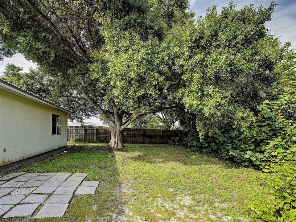 En Venta: $215,000 (2 camas, 2 baños, 998 Pies cuadrados)