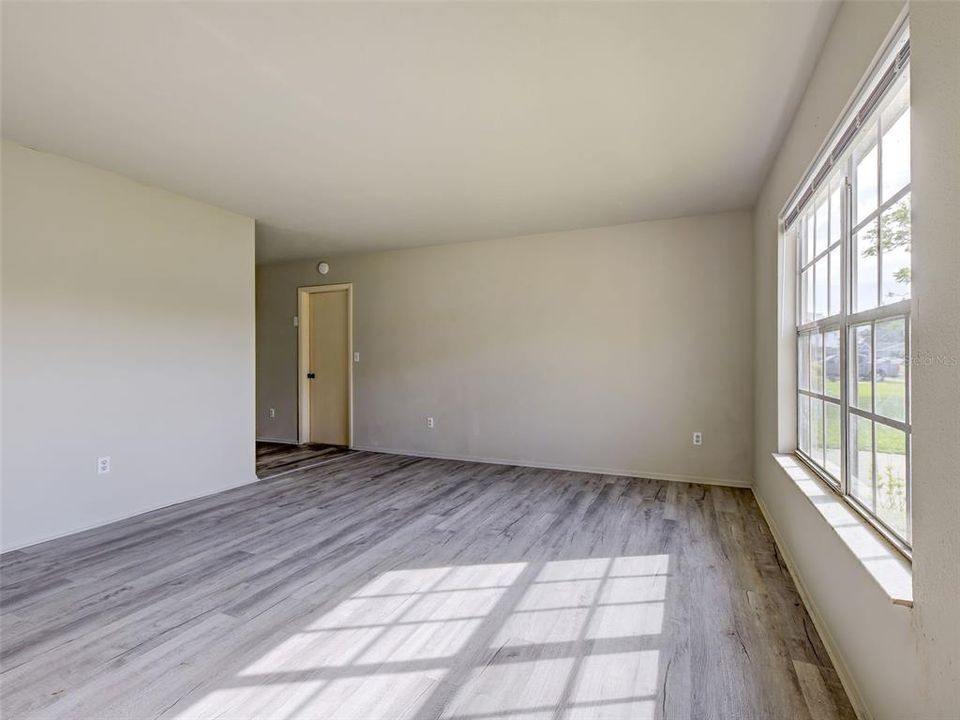 En Venta: $215,000 (2 camas, 2 baños, 998 Pies cuadrados)