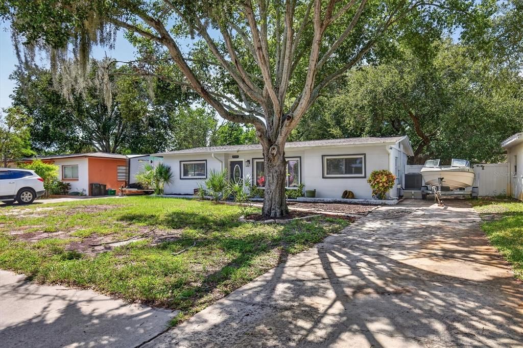 En Venta: $365,000 (3 camas, 2 baños, 1216 Pies cuadrados)